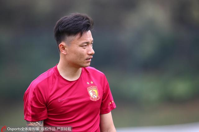 国模白灵套前105张